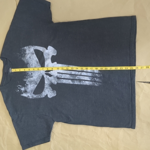 Punisher tee shirt - Picture 2 of 4